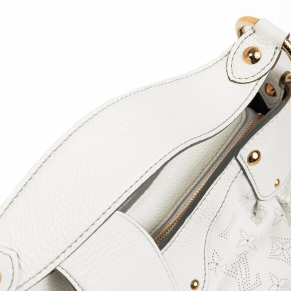 Louis Vuitton Solar GM White Mahina Perforated Leather Hobo - Picture 7 of 15